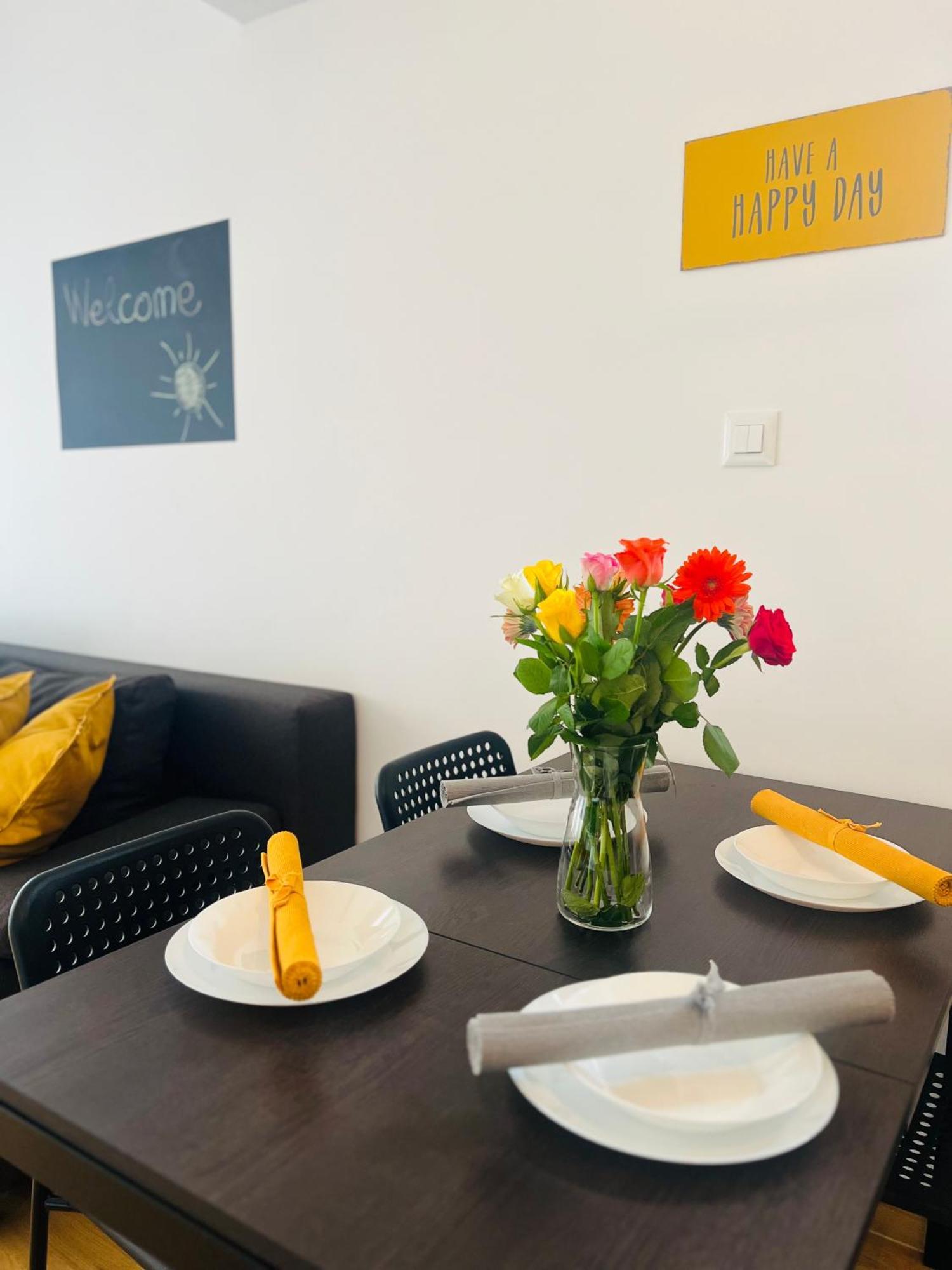 Almond 2 - Free Parking Apartment Split Bagian luar foto