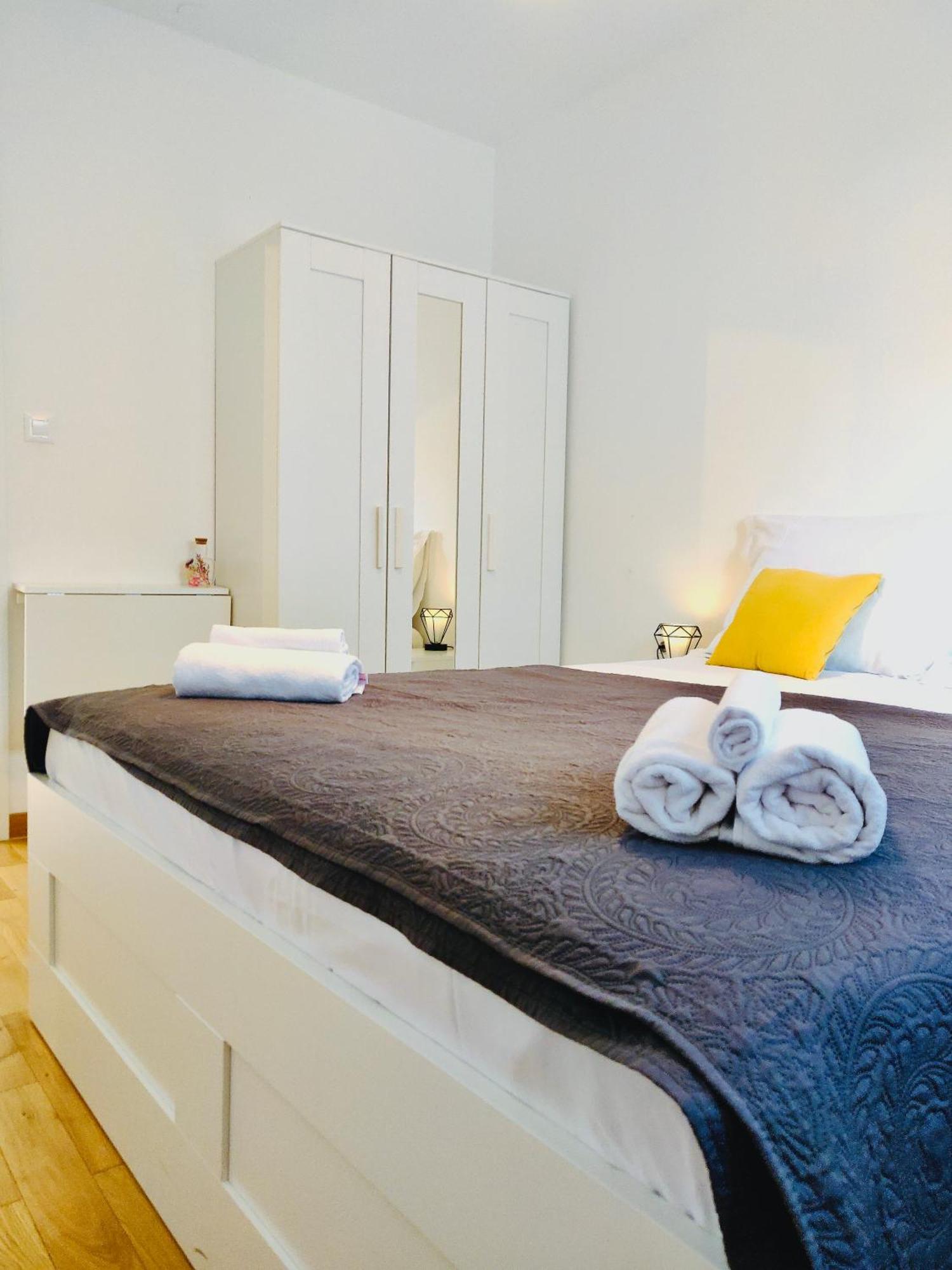 Almond 2 - Free Parking Apartment Split Bagian luar foto